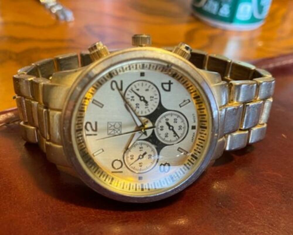 37mm Gold Tone Chrono Style NY&C Watch ,Link Band, New Battery